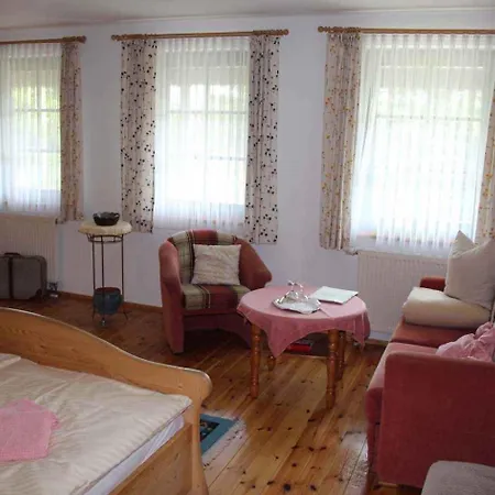 In Schwielochsee Ot Guhlen 36012 Apartment